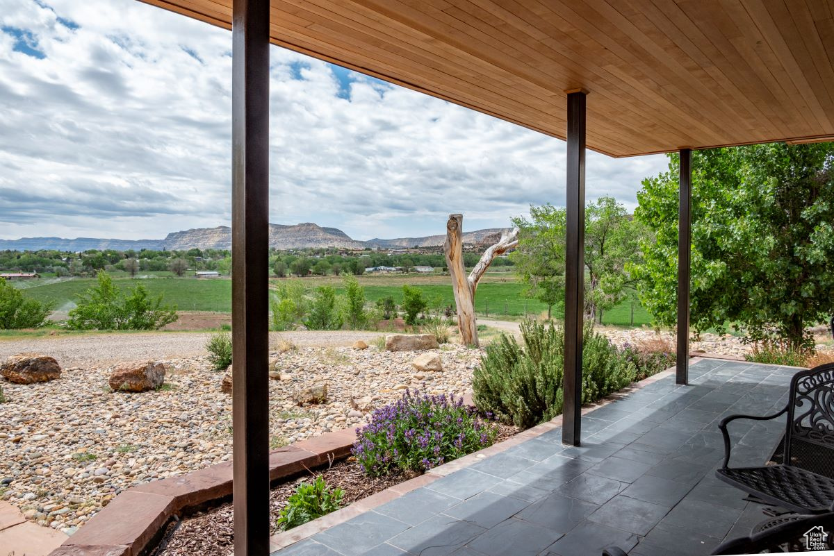 1295 N Fire Rock Ln, Escalante, Utah image 8