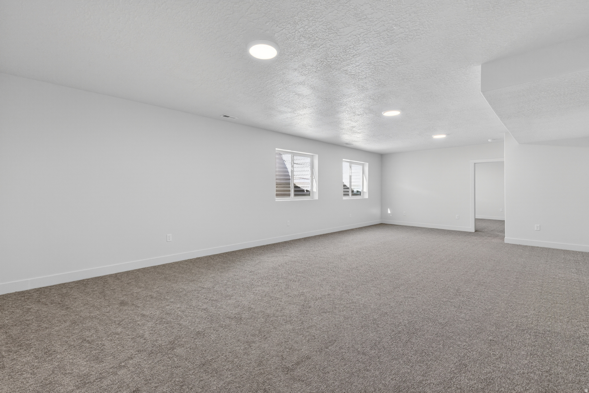 RIVERWOOD - Residential