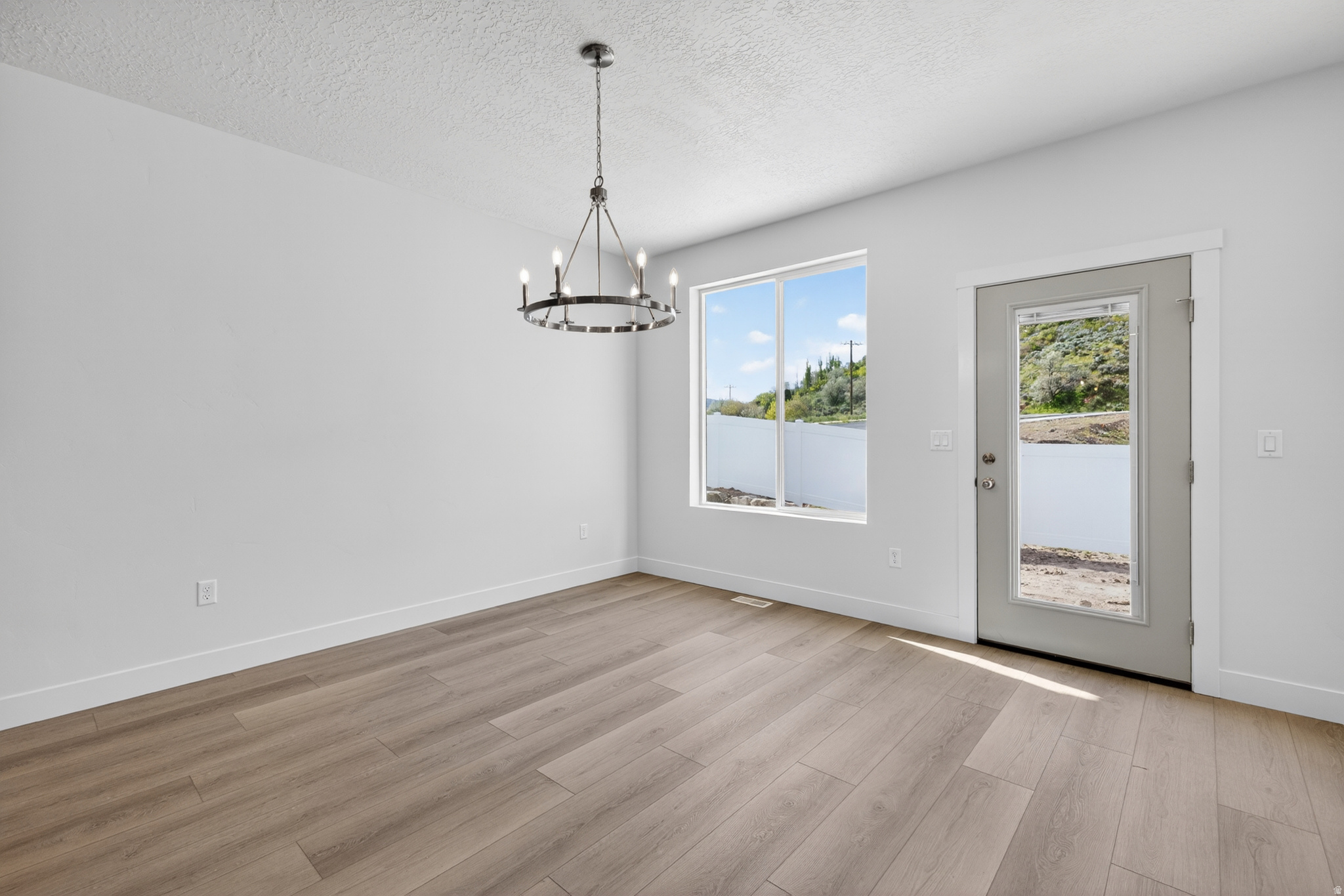 RIVERWOOD - Residential