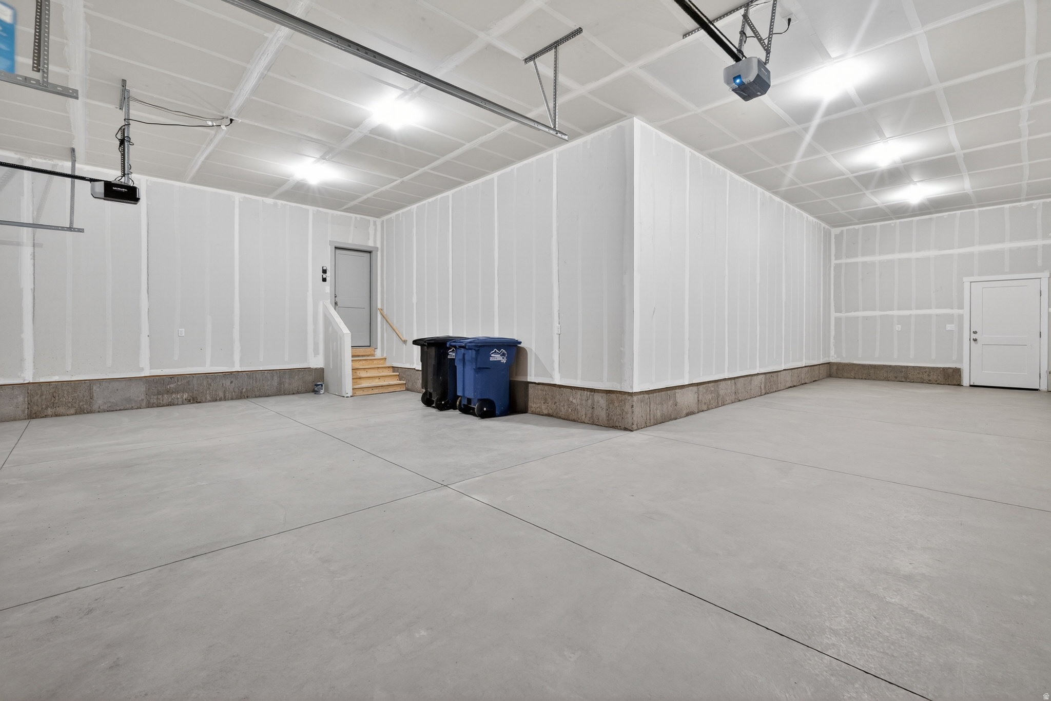 RIVERWOOD - Residential