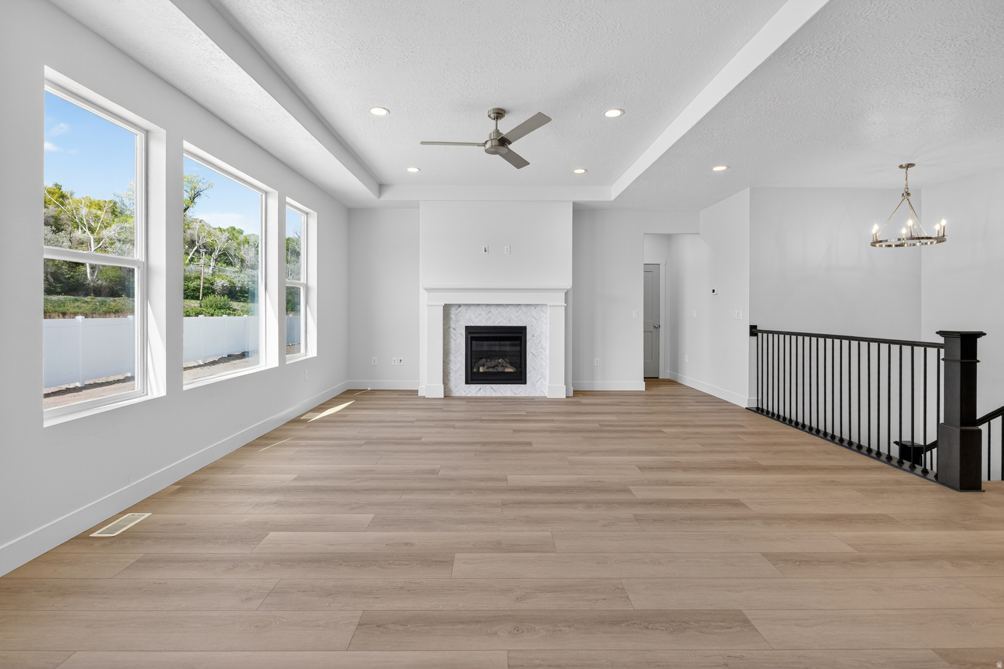 RIVERWOOD - Residential