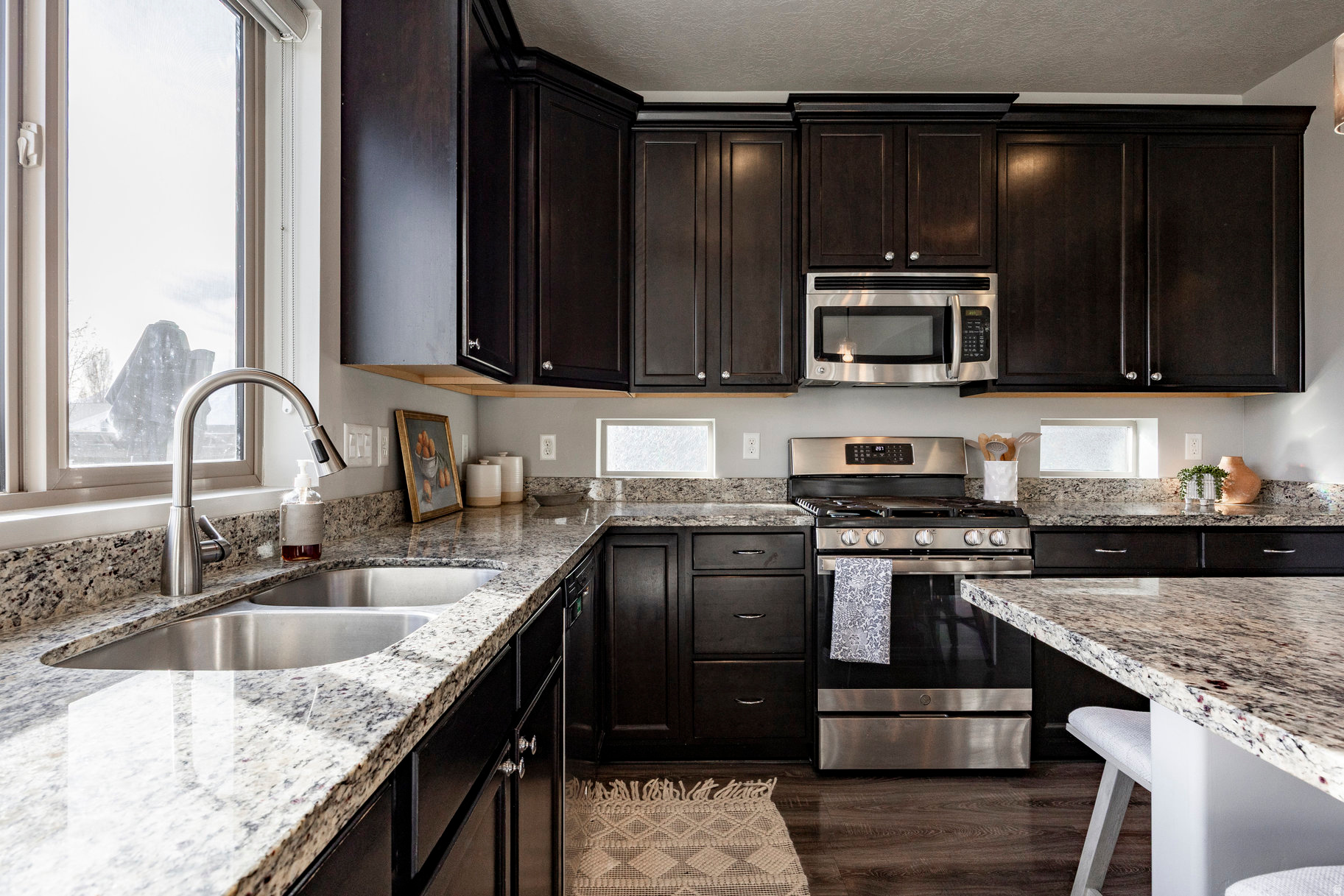 VALLEY STATION - Residential