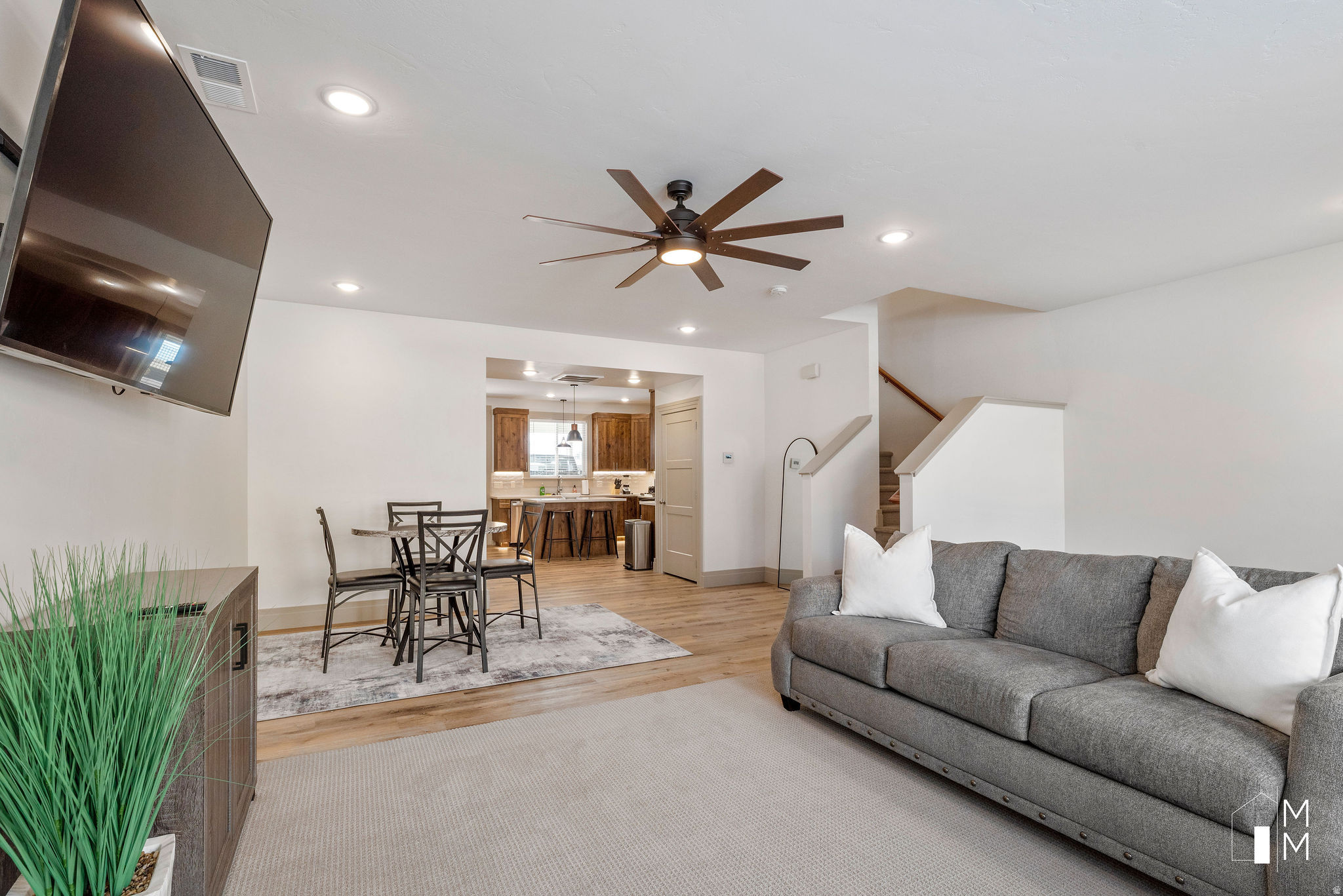 BLACKSTONE - Residential