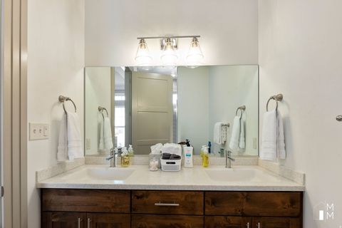 Tiny photo for 908 S LINCOLN AVE #4, Cedar City, UT 84720 (MLS # 2143564)