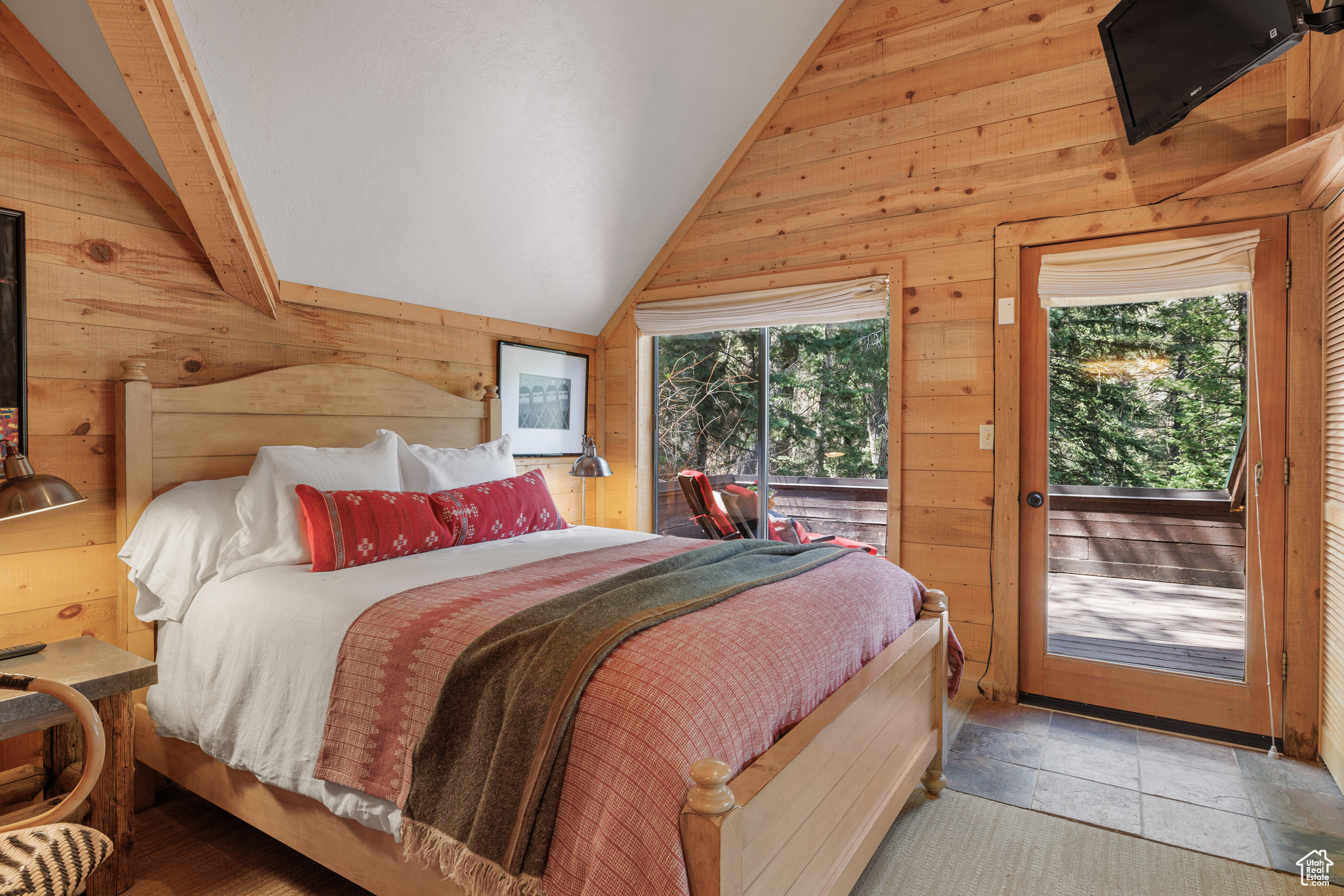 STEWART CASCADELANDS - Residential