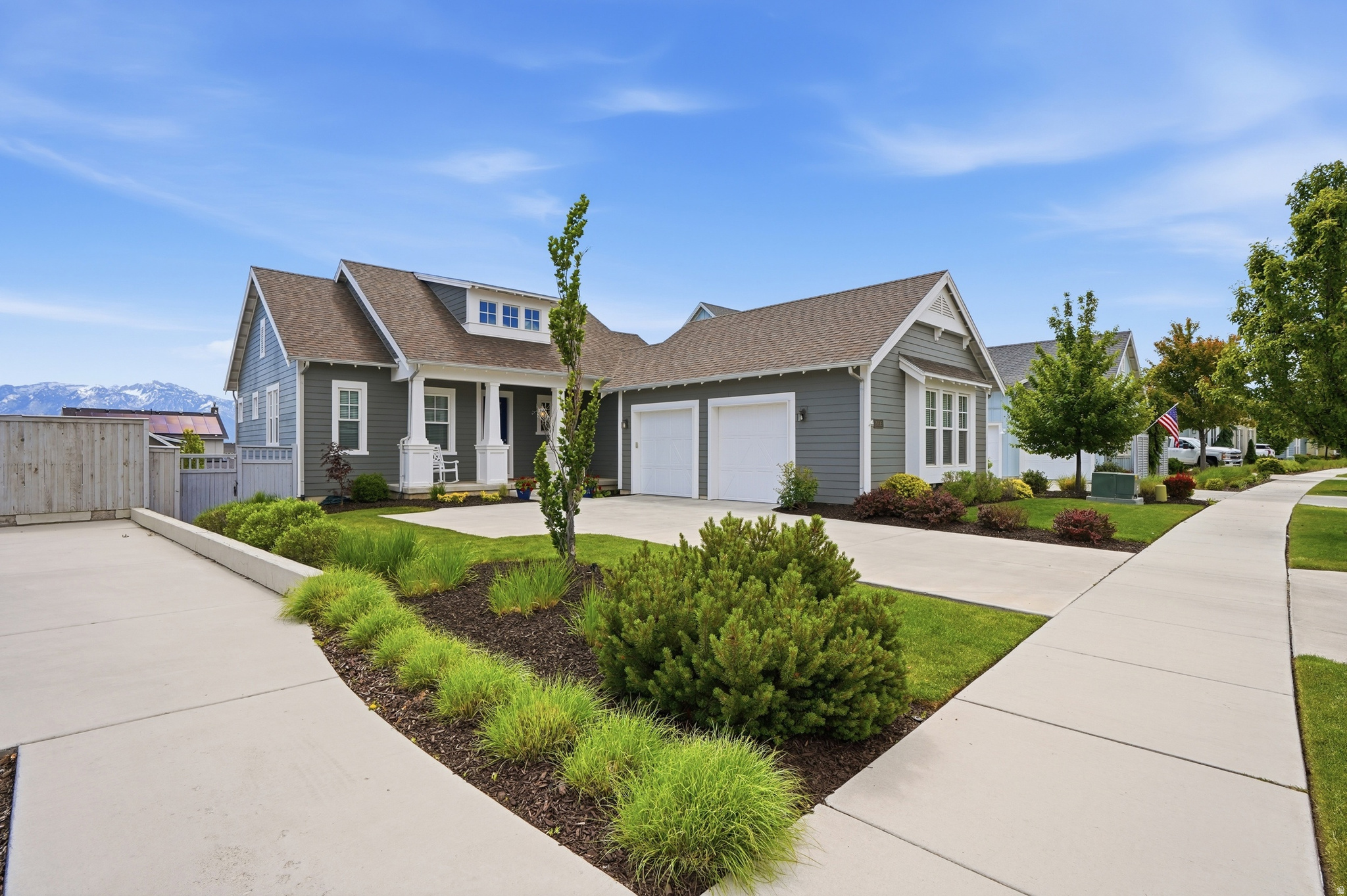 DAYBREAK - Residential