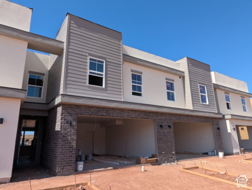 Photo of 5704 SATSUMA DR, Washington, UT 84780 (MLS # 2190094)