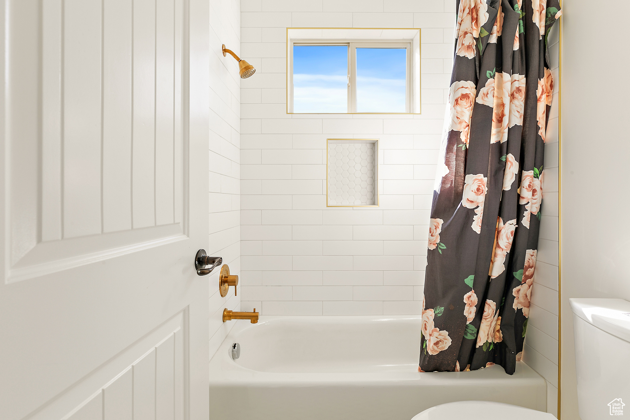 ALPINE COMMONS PRD - Residential