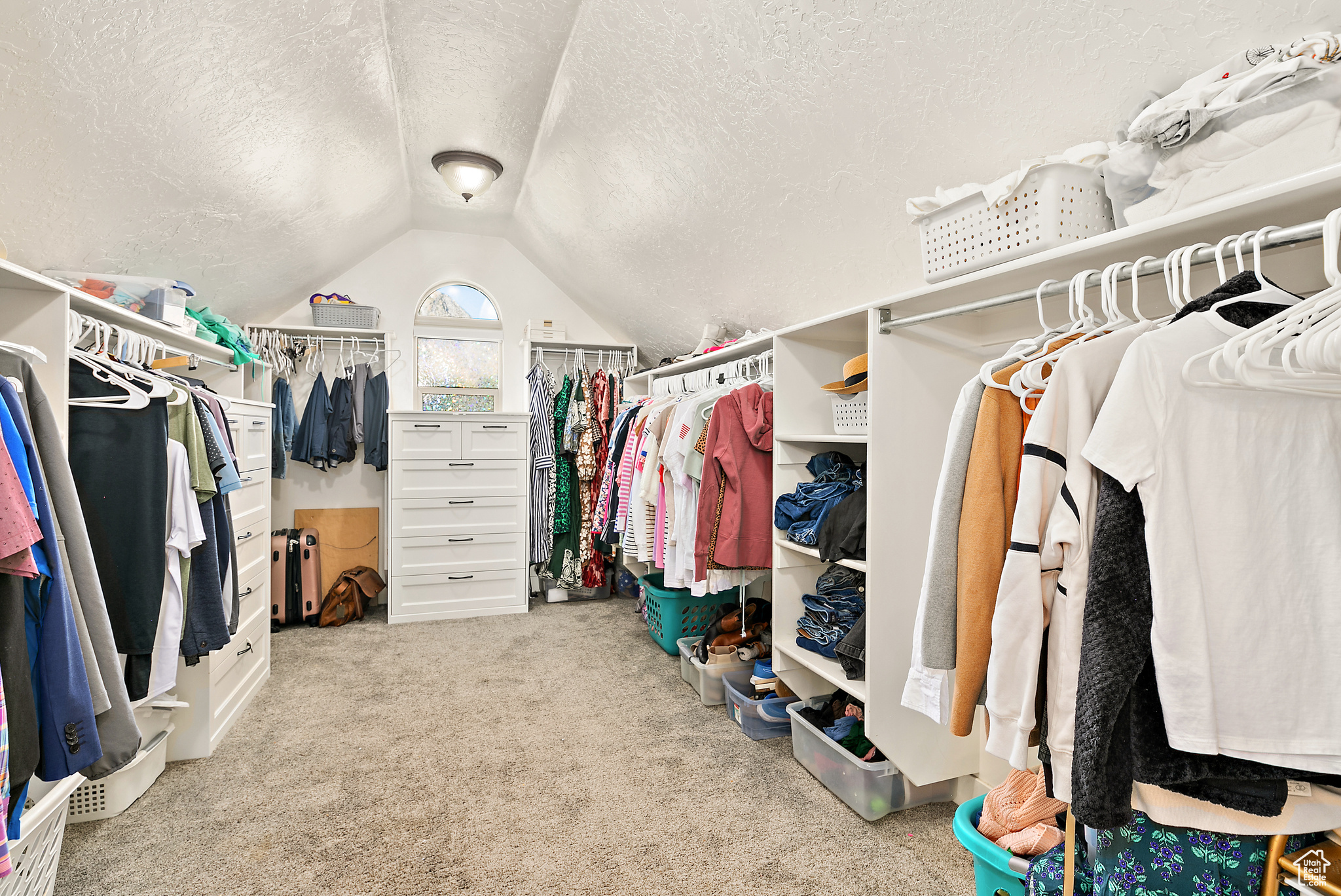 ALPINE COMMONS PRD - Residential