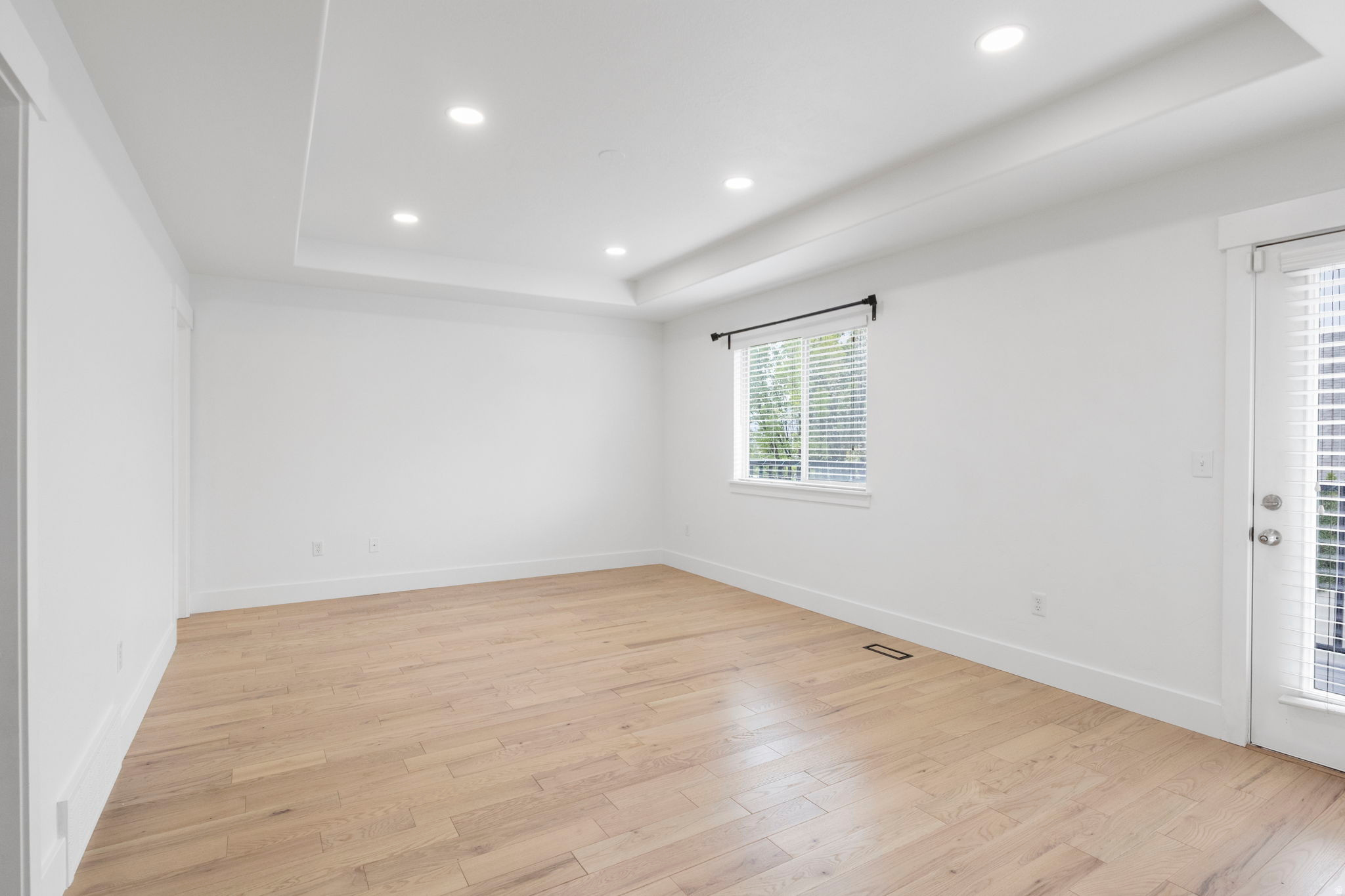 ASPEN CREST - Residential