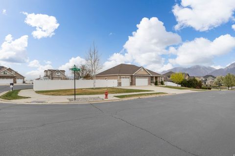 Tiny photo for 678 W CORY RD S, South Jordan, UT 84095 (MLS # 2147747)