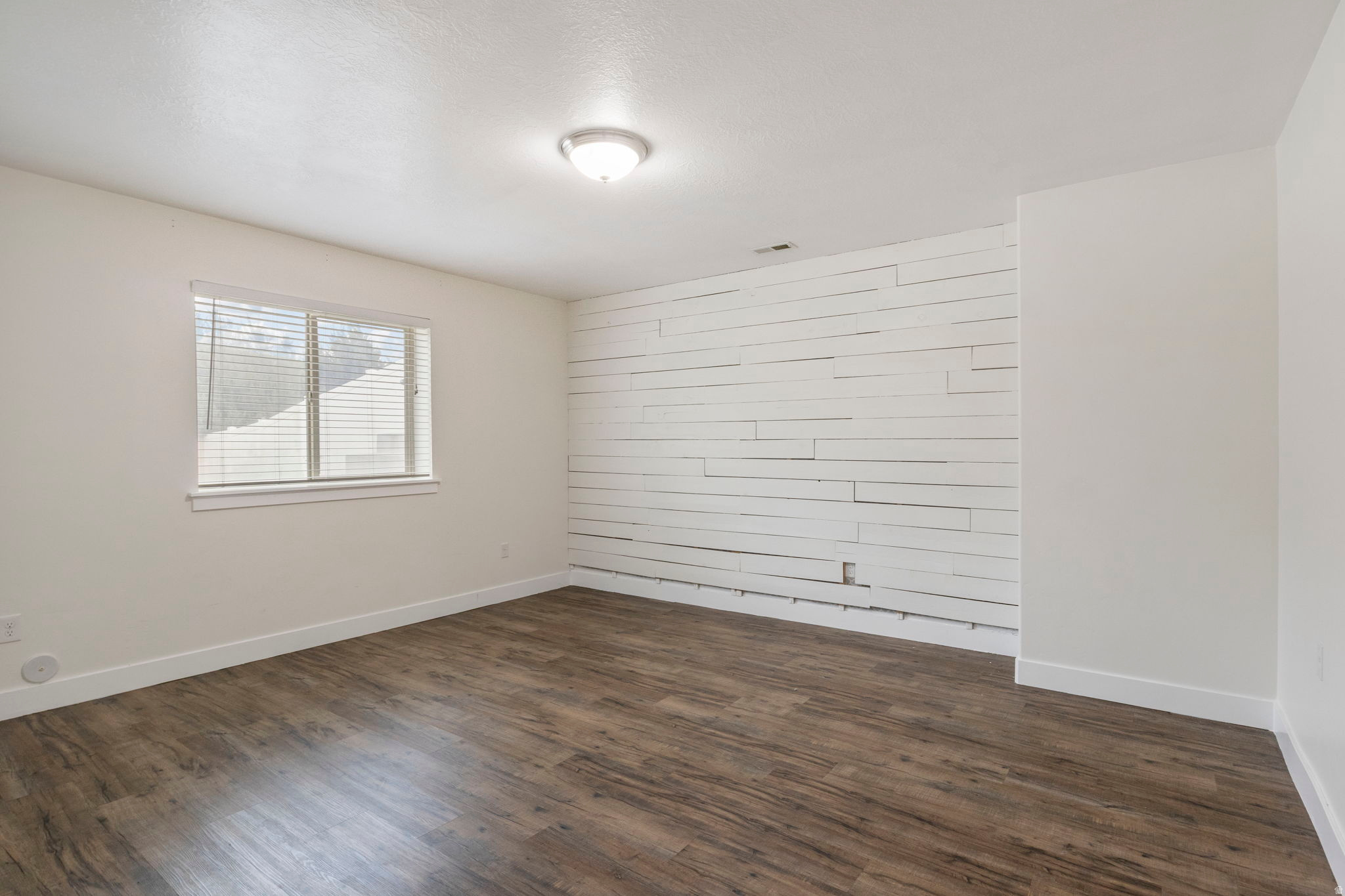 ASPEN CREST - Residential