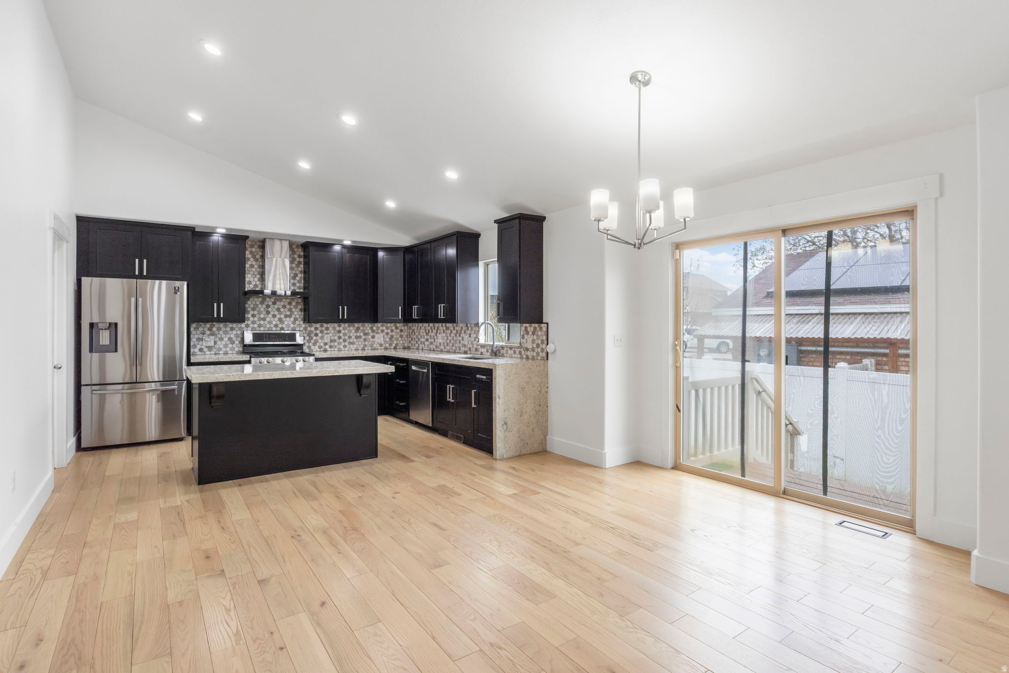 ASPEN CREST - Residential