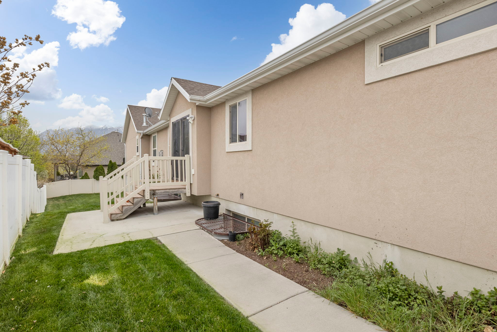 ASPEN CREST - Residential