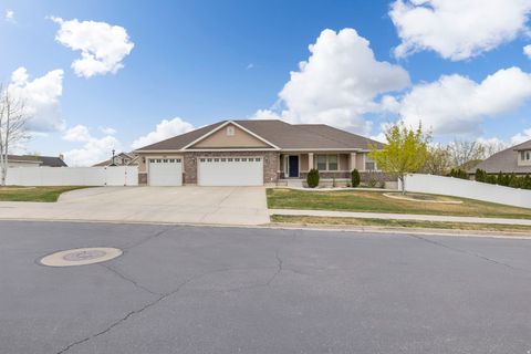 Tiny photo for 678 W CORY RD S, South Jordan, UT 84095 (MLS # 2147747)