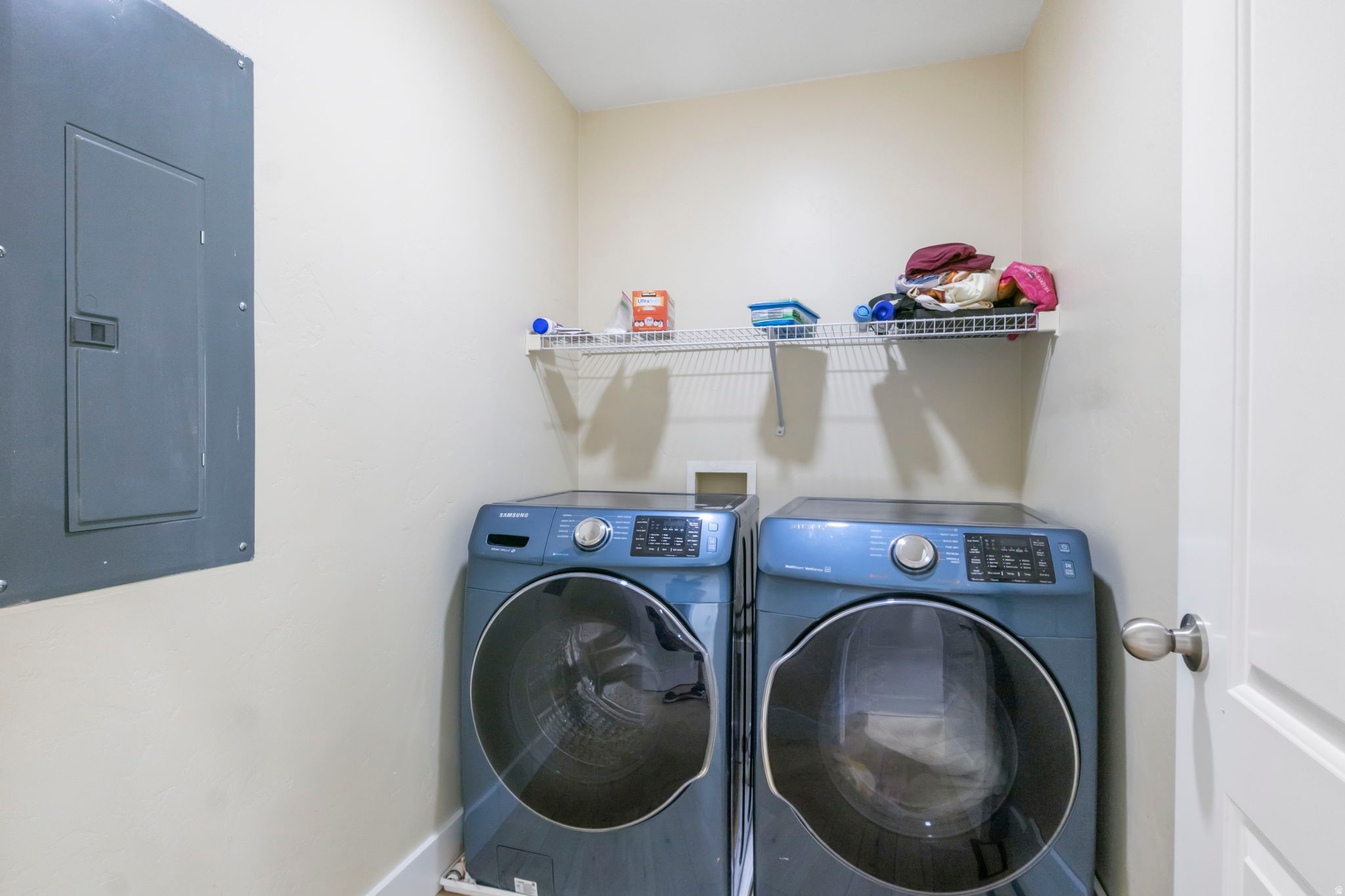 ASPEN CREST - Residential