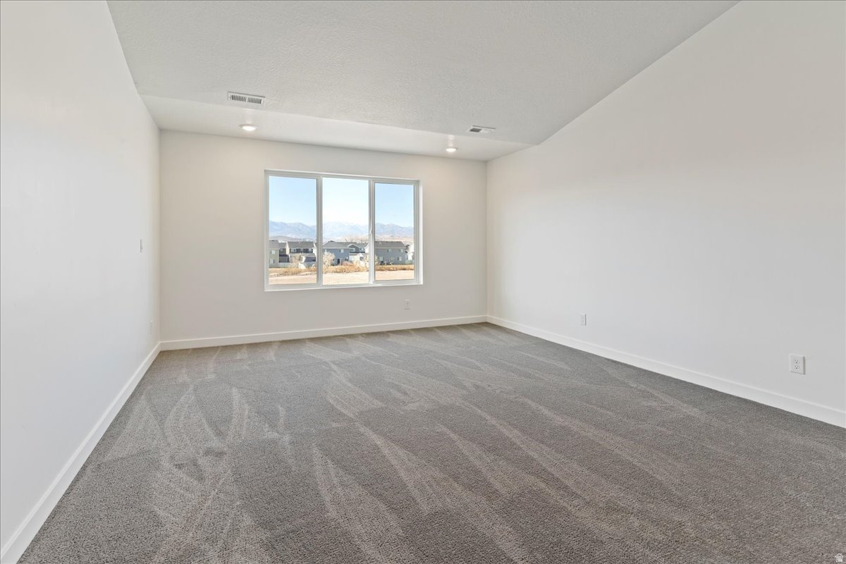 NORTH LAKE MEADOWS - Residential