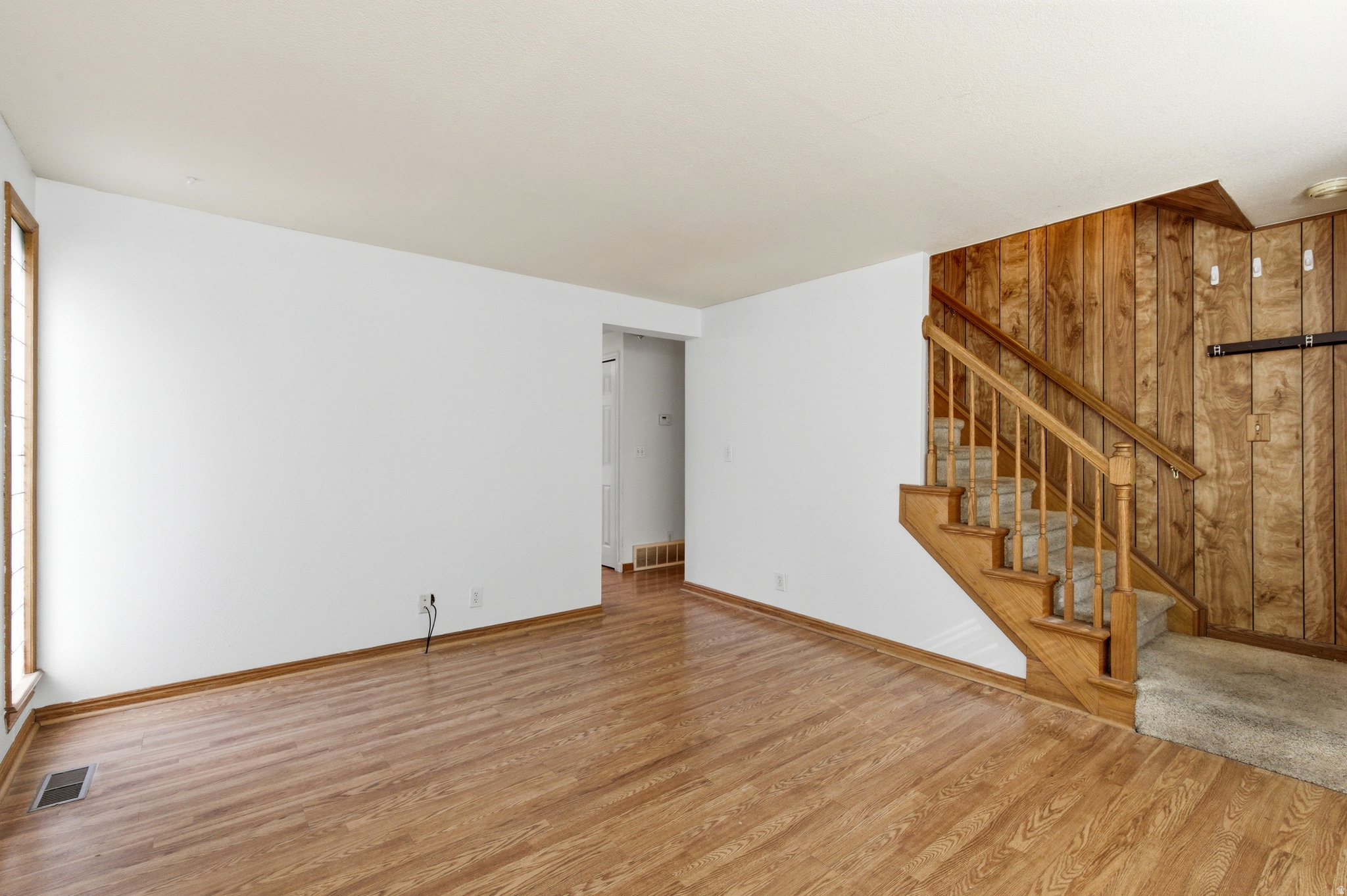 BARRINGTON PARK - Residential