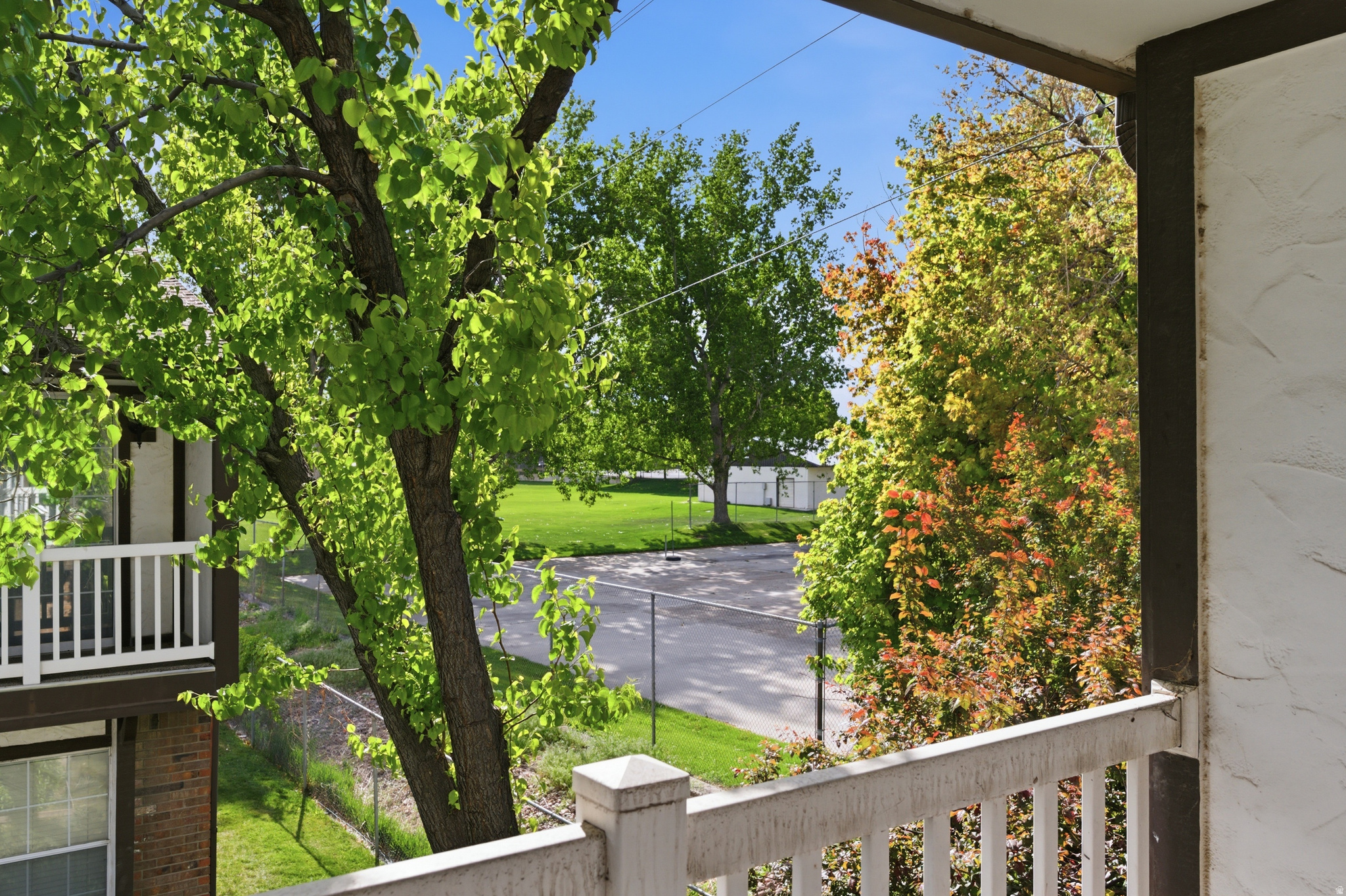 BARRINGTON PARK - Residential