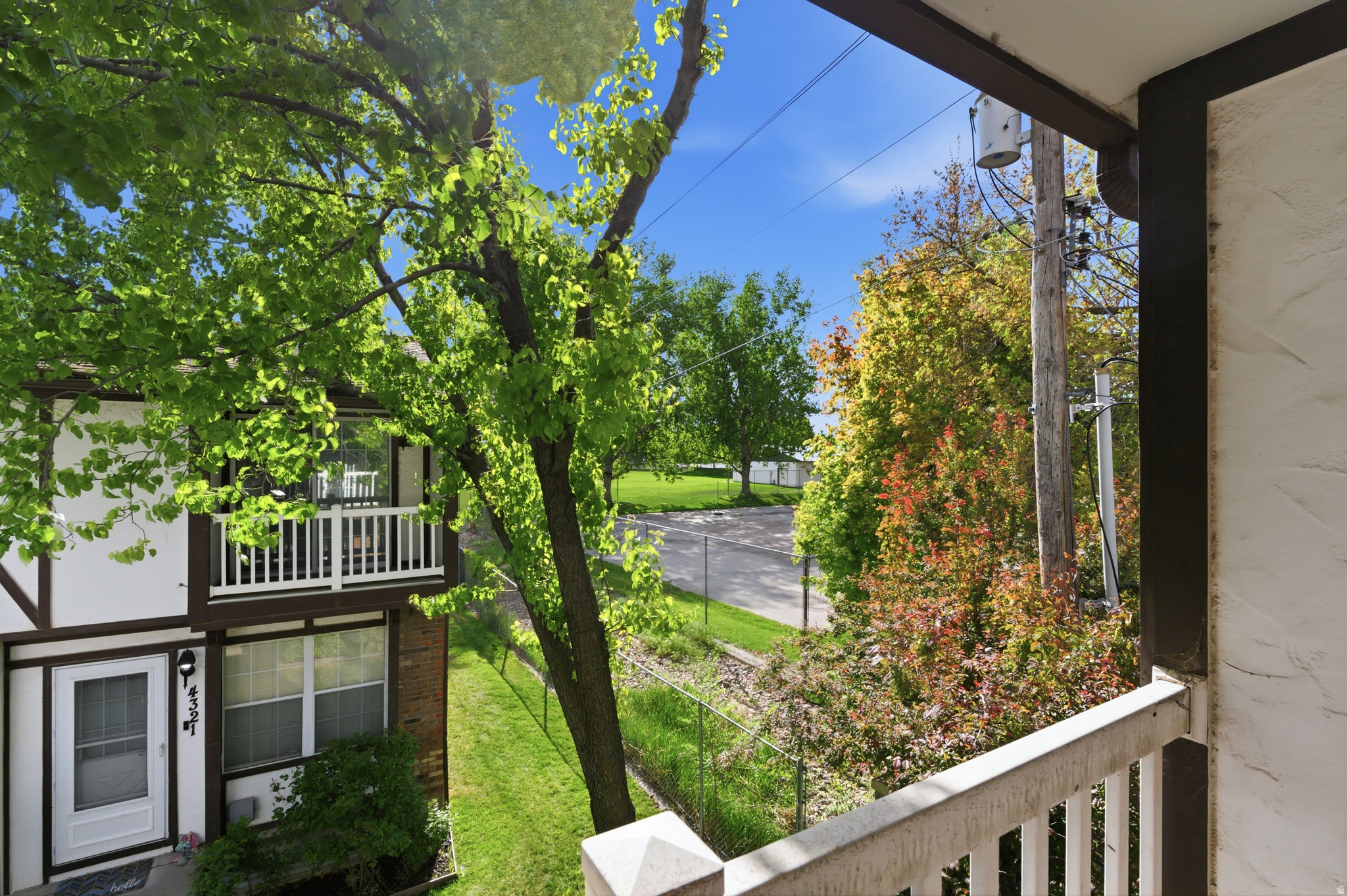 BARRINGTON PARK - Residential