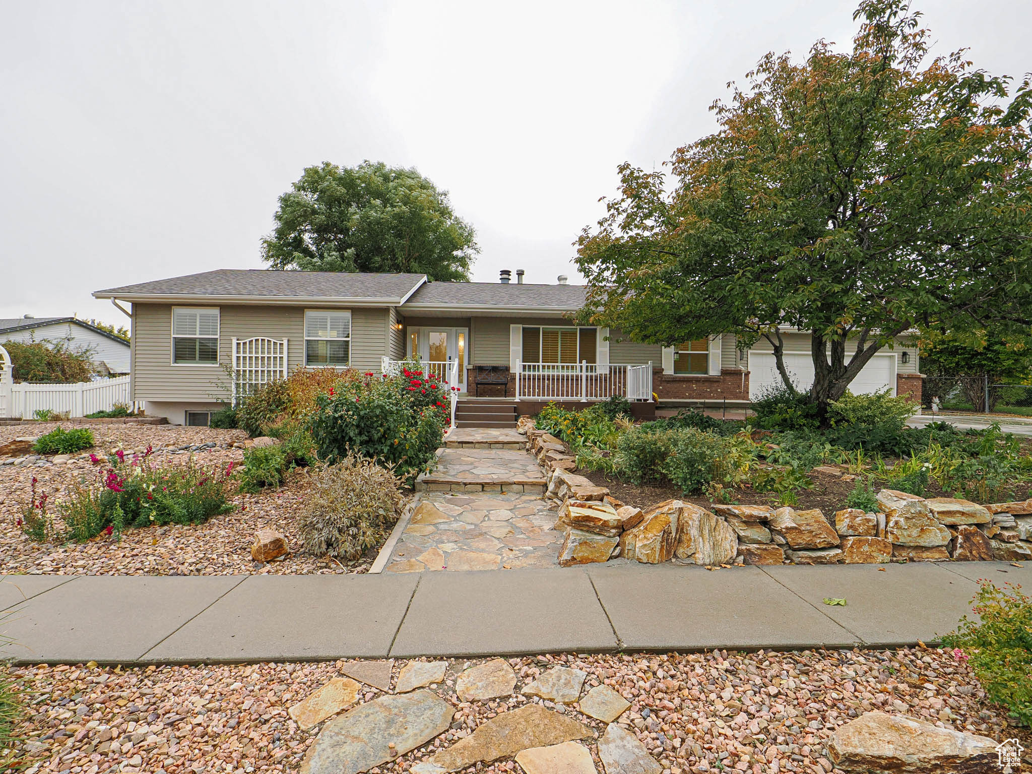 2333 W Bonanza Way, South Jordan, Utah image 2