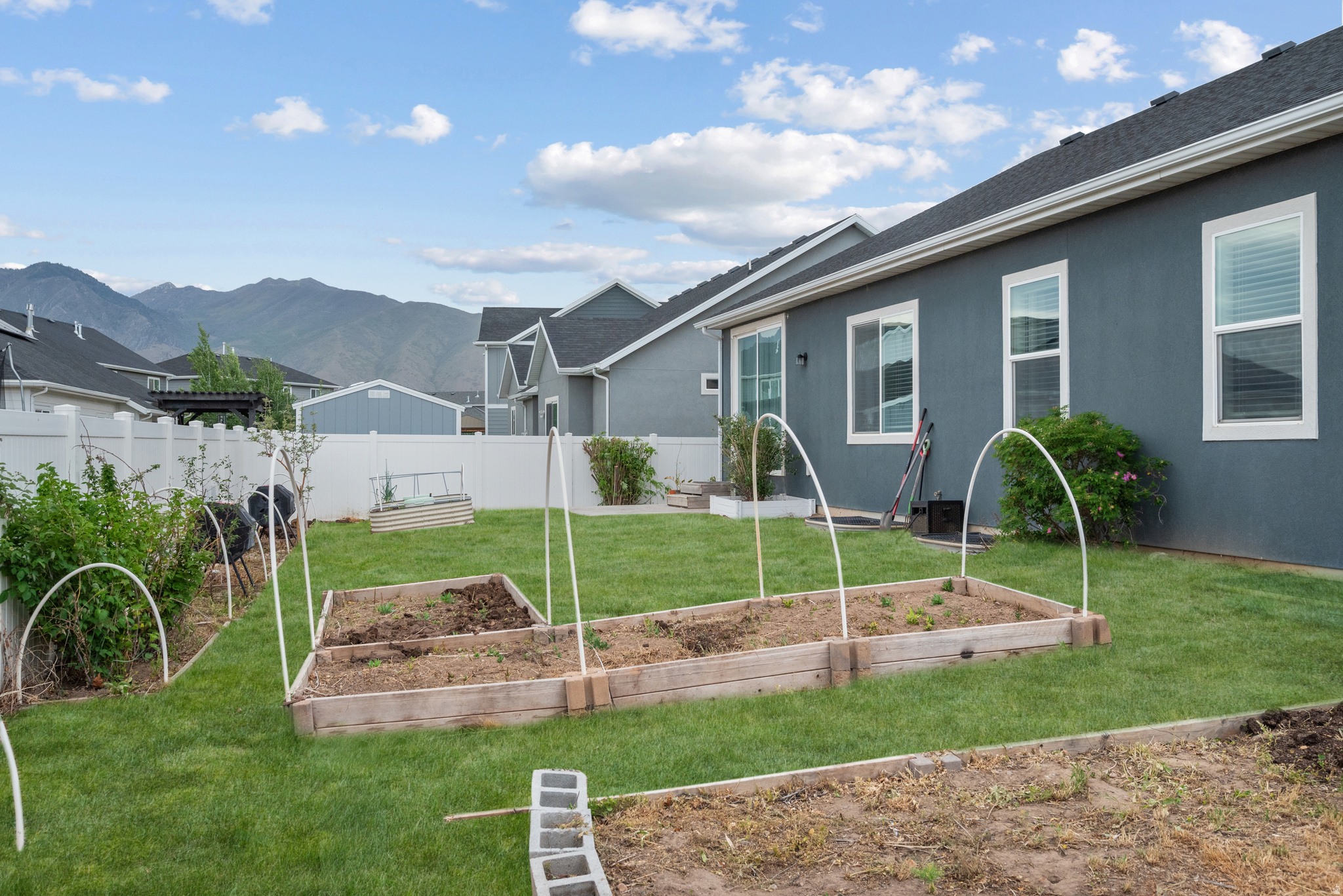 LEGACY FARMS AT SPANISH FORK - Residential