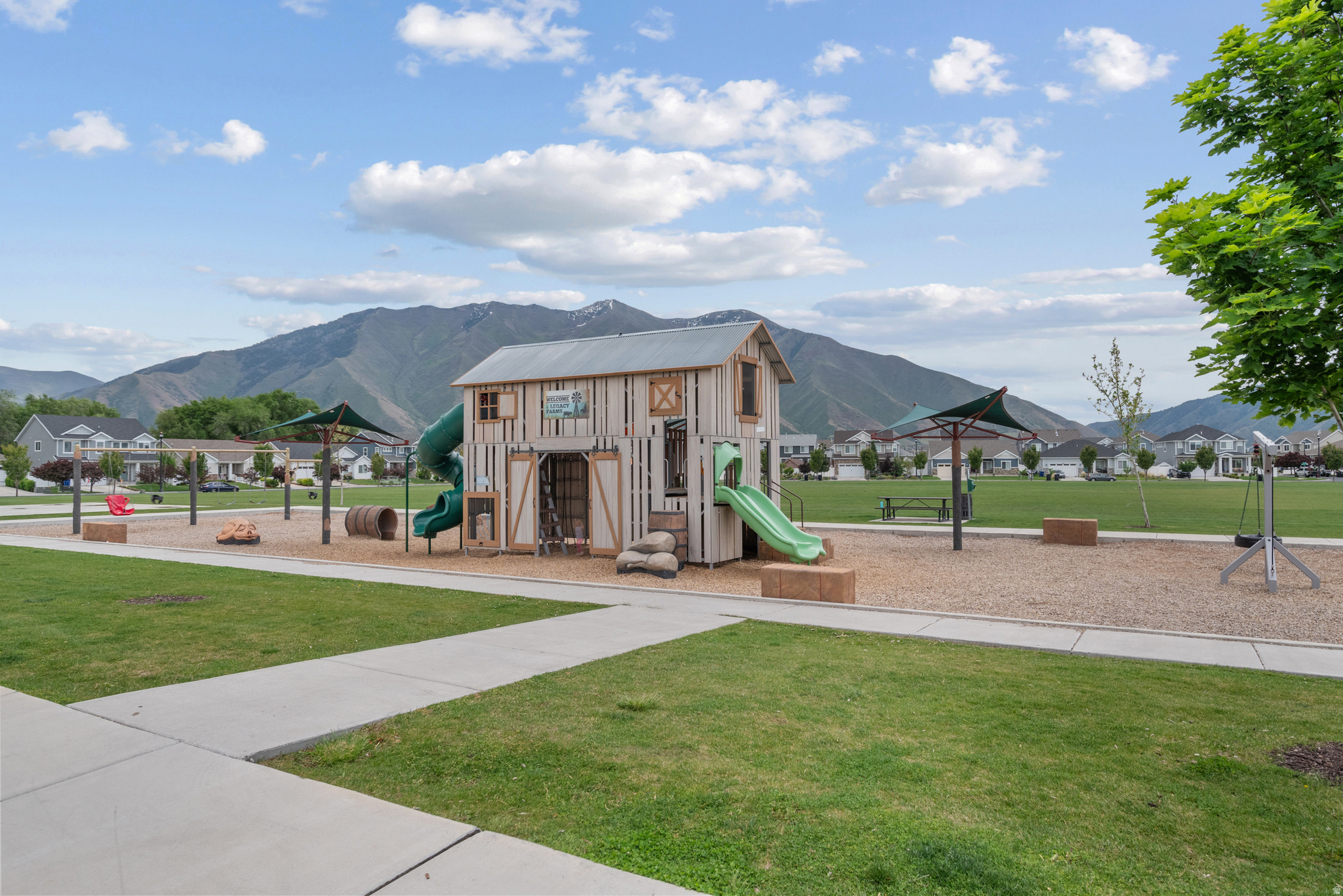 LEGACY FARMS AT SPANISH FORK - Residential