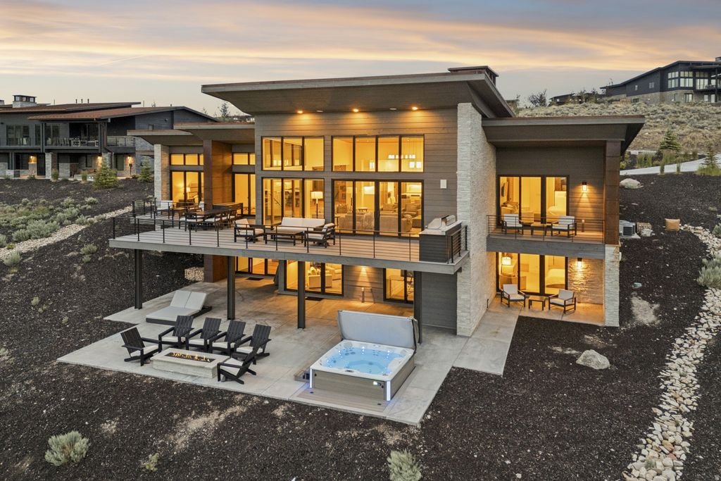 Photo of 6973 ROBINS NEST LN, Park City, UT 84098 (MLS # 2173060)