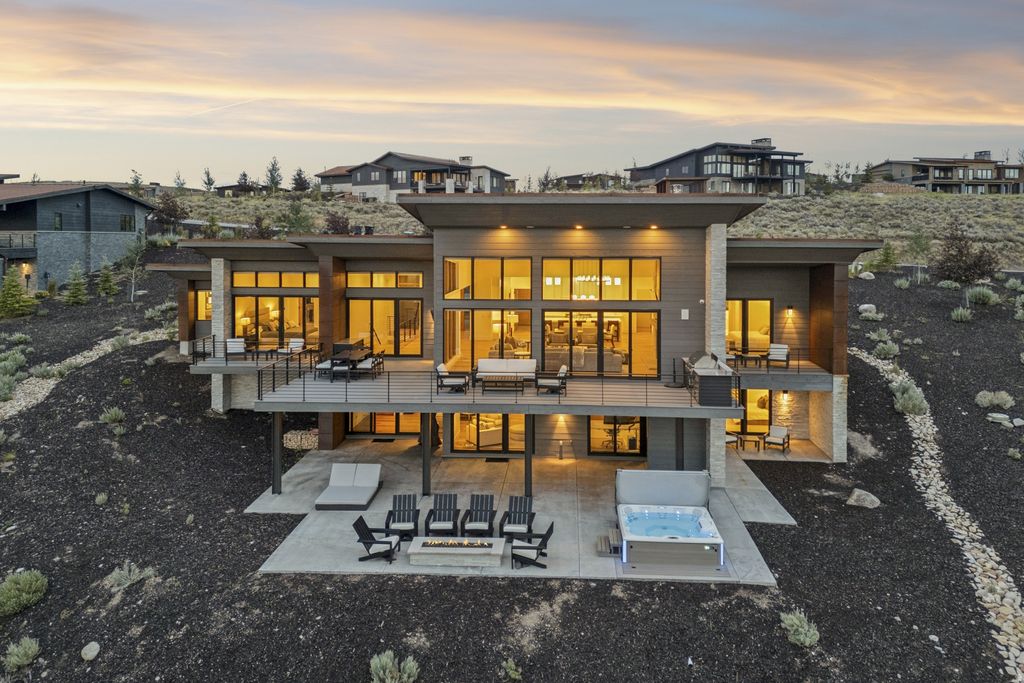Photo of 6973 ROBINS NEST LN, Park City, UT 84098 (MLS # 2173060)
