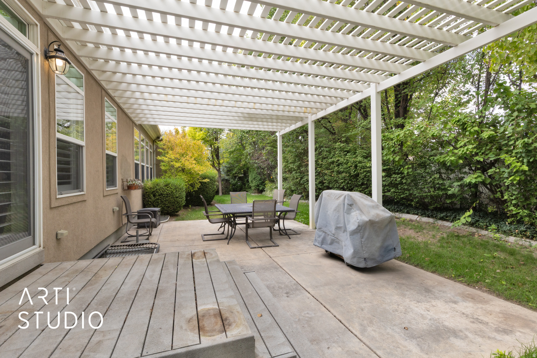 IVORY HIGHLANDS - Residential