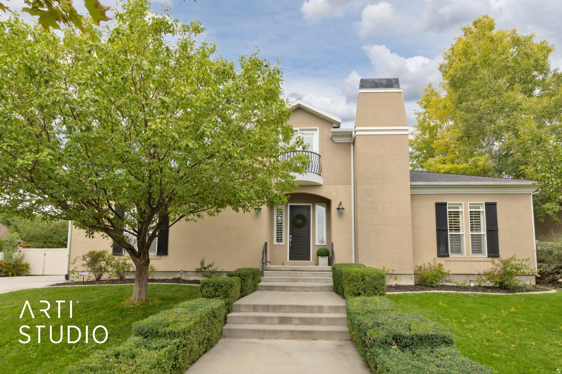 IVORY HIGHLANDS - Residential