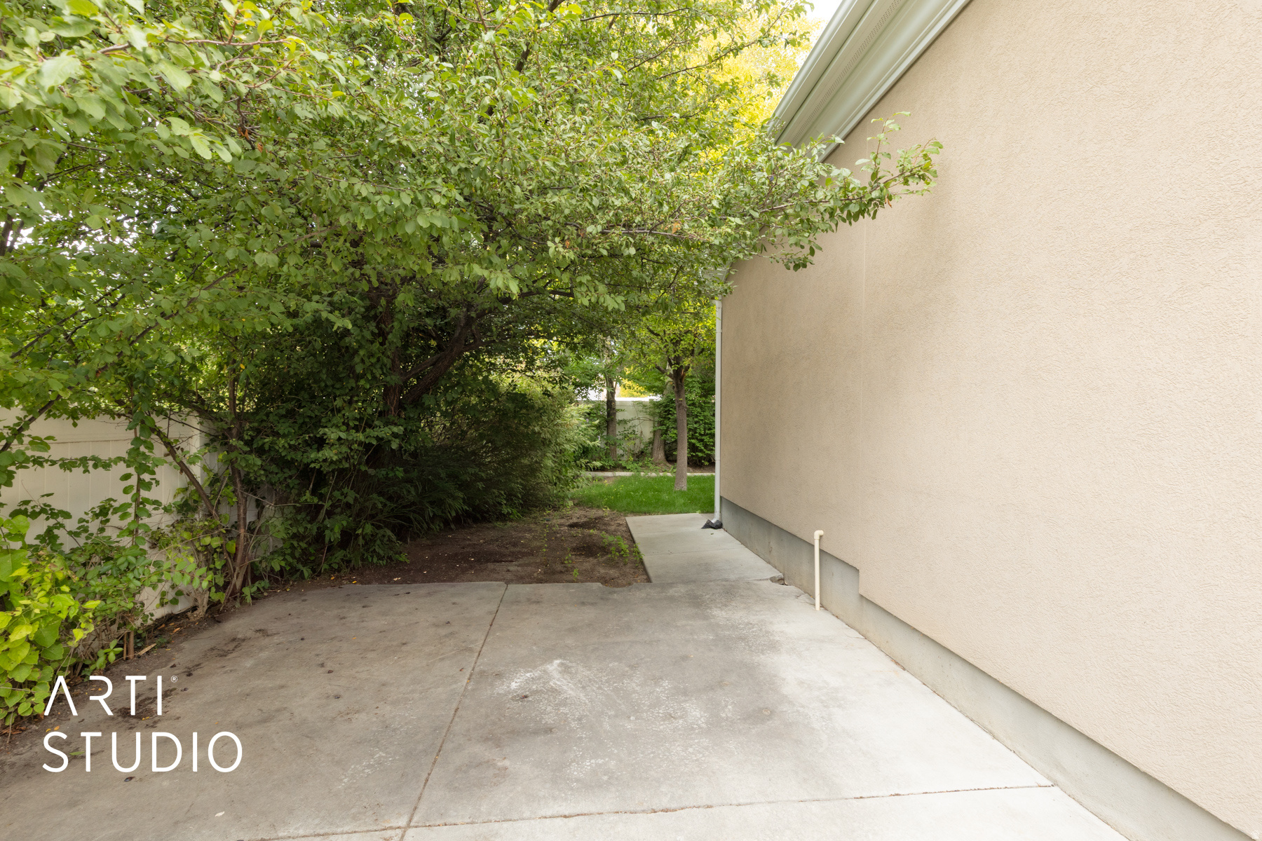 IVORY HIGHLANDS - Residential