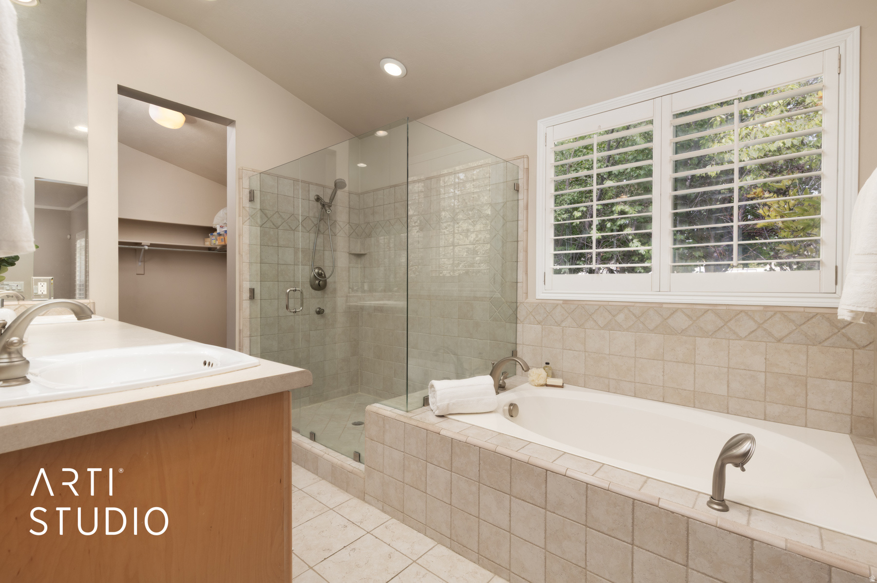 IVORY HIGHLANDS - Residential