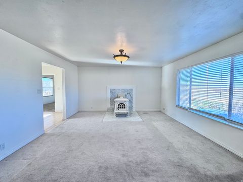 Tiny photo for 709 W 800 S, Salem, UT 84653 (MLS # 2122368)