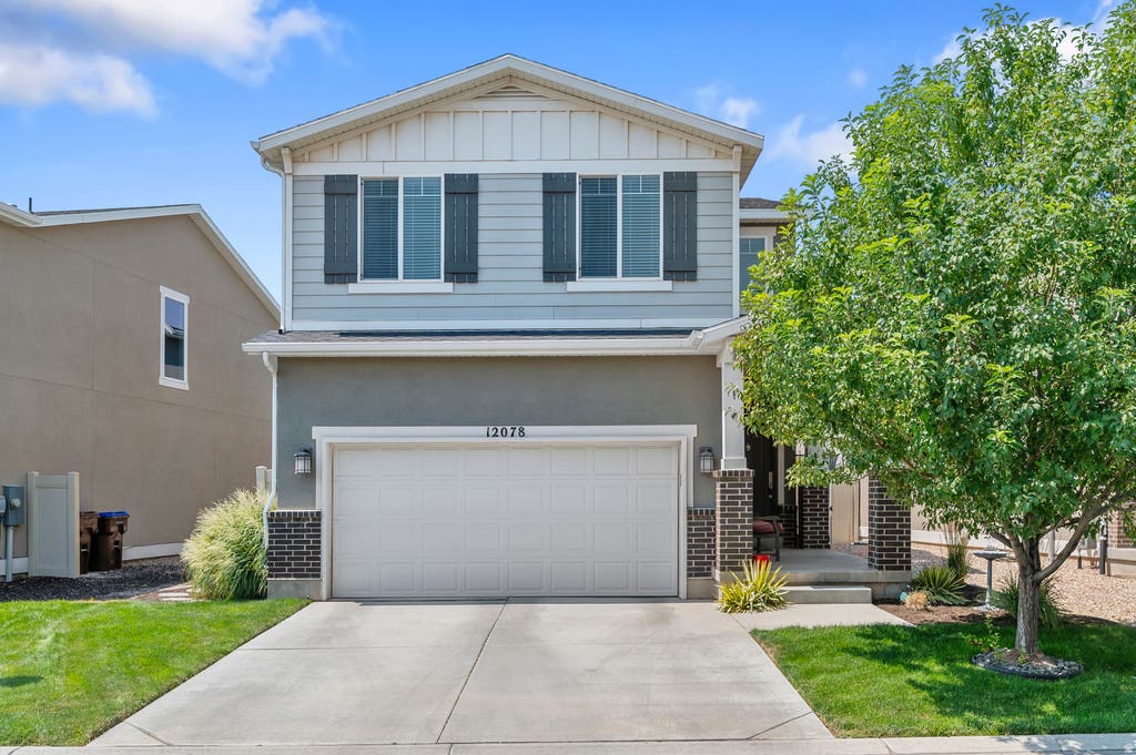 Photo of 12078 S EL CAPITAN LN W, Herriman, UT 84096 (MLS # 2177431)