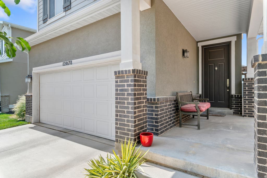 Photo of 12078 S EL CAPITAN LN W, Herriman, UT 84096 (MLS # 2177431)
