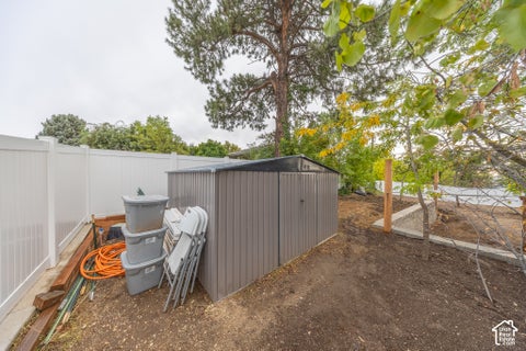 Tiny photo for 970 E 2050 S, Bountiful, UT 84010 (MLS # 2188374)