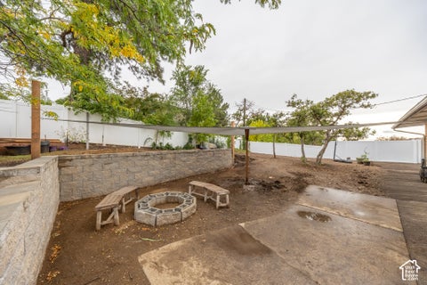 Tiny photo for 970 E 2050 S, Bountiful, UT 84010 (MLS # 2188374)