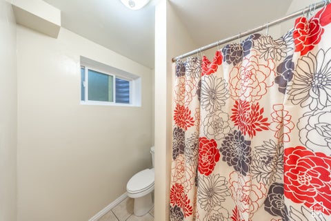 Tiny photo for 970 E 2050 S, Bountiful, UT 84010 (MLS # 2188374)