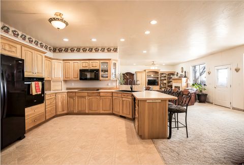 Tiny photo for 1135 W PARK RIDGE DR S, Roosevelt, UT 84066 (MLS # 2128111)