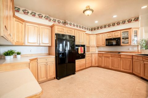 Tiny photo for 1135 W PARK RIDGE DR S, Roosevelt, UT 84066 (MLS # 2128111)