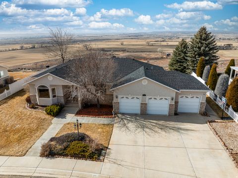 Tiny photo for 1135 W PARK RIDGE DR S, Roosevelt, UT 84066 (MLS # 2128111)