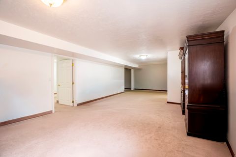 Tiny photo for 1135 W PARK RIDGE DR S, Roosevelt, UT 84066 (MLS # 2128111)