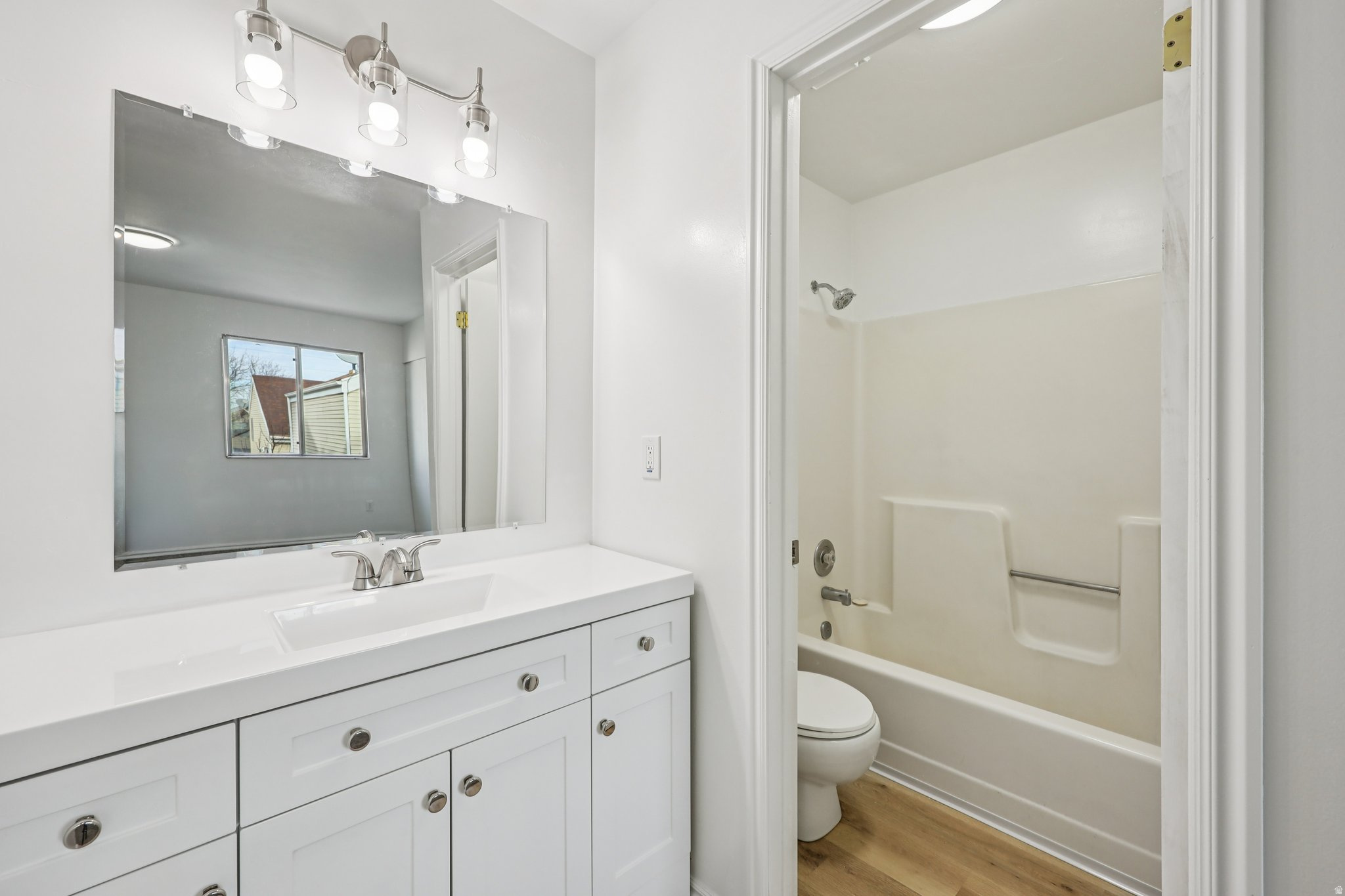 SUNNYBROOK - Residential