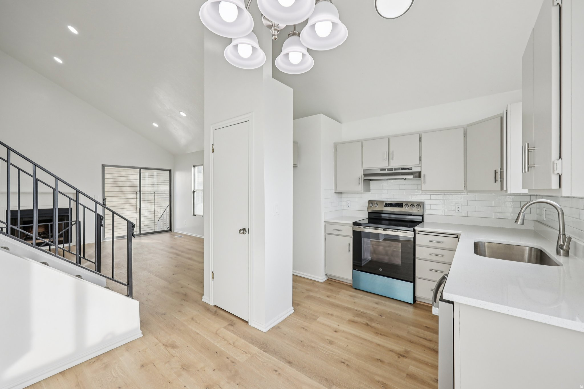 SUNNYBROOK - Residential