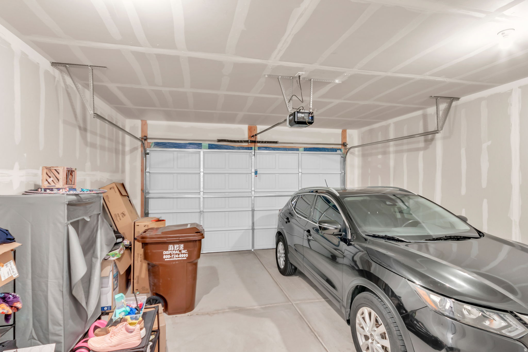 EAGLE POINT TOWNHOME - Residential