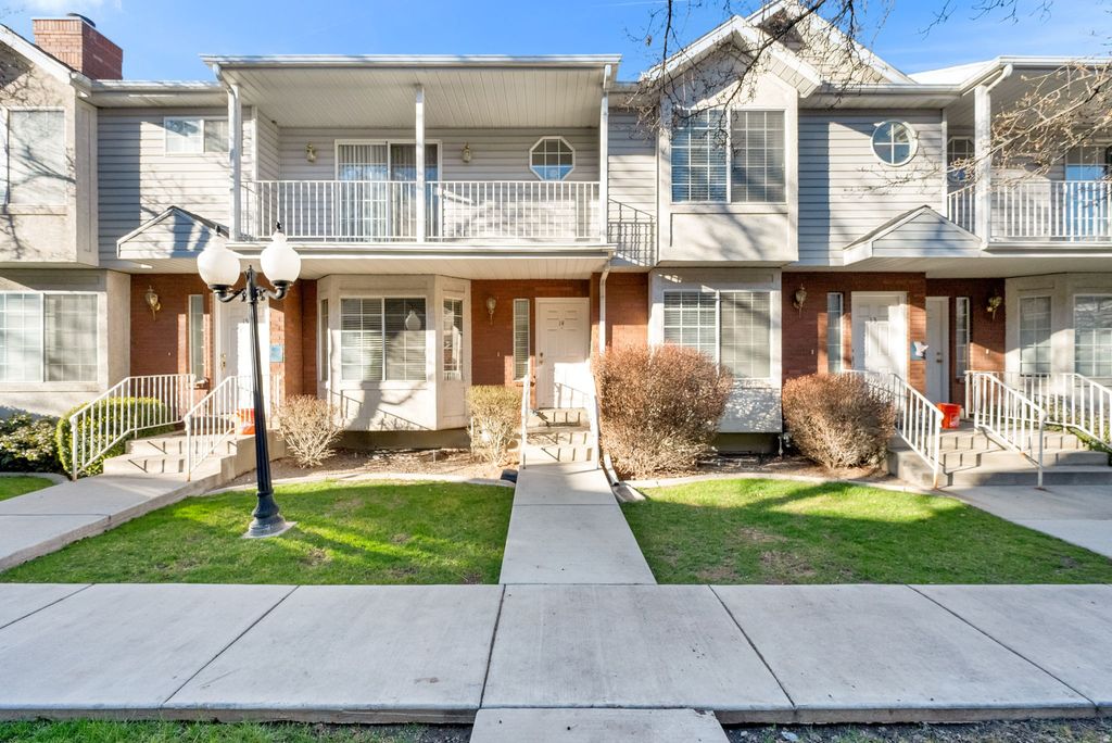 Photo of 223 W 2230 N #14, Provo, UT 84604 (MLS # 2142800)