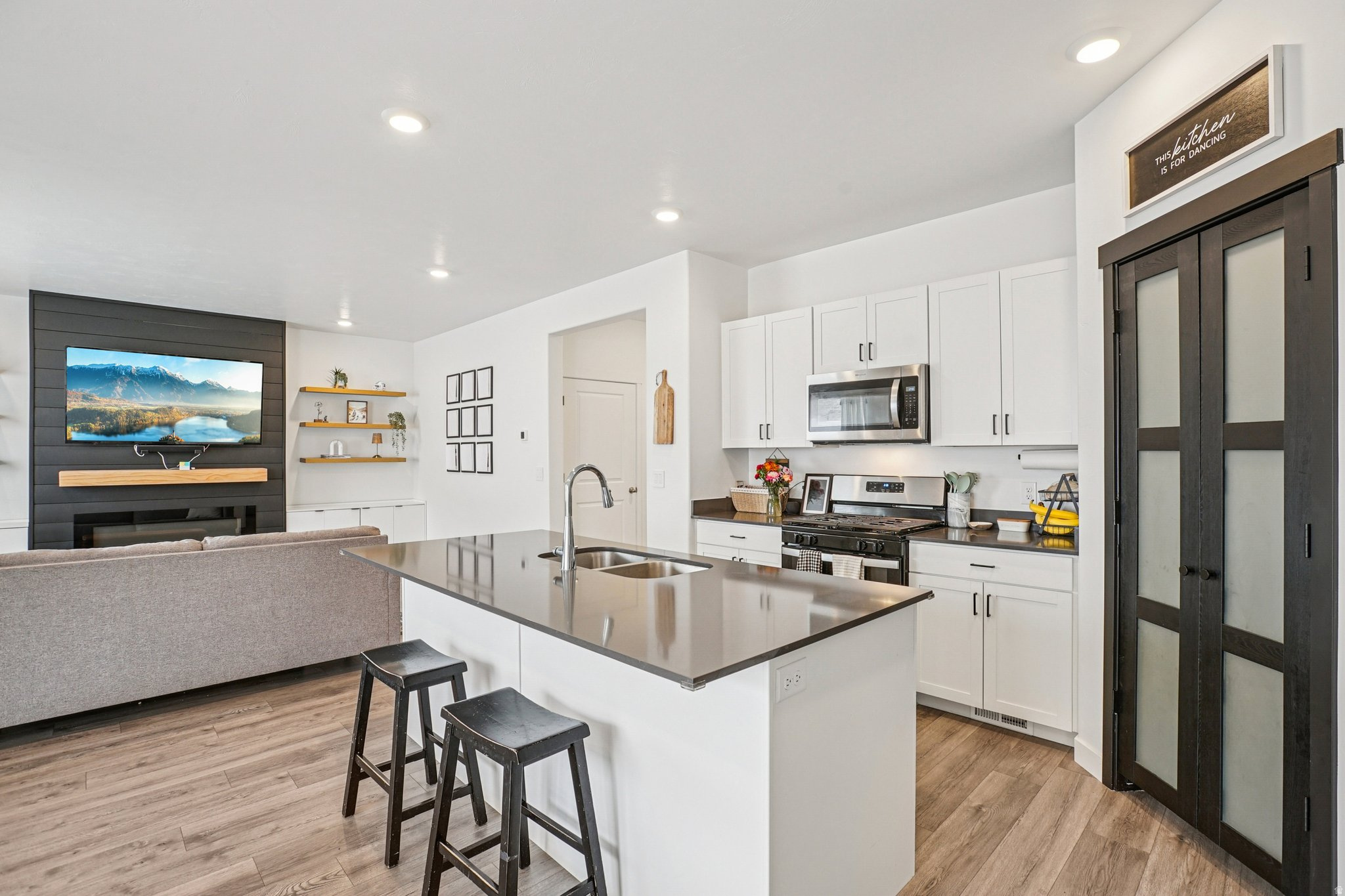 LITTLE VALLEY - Residential