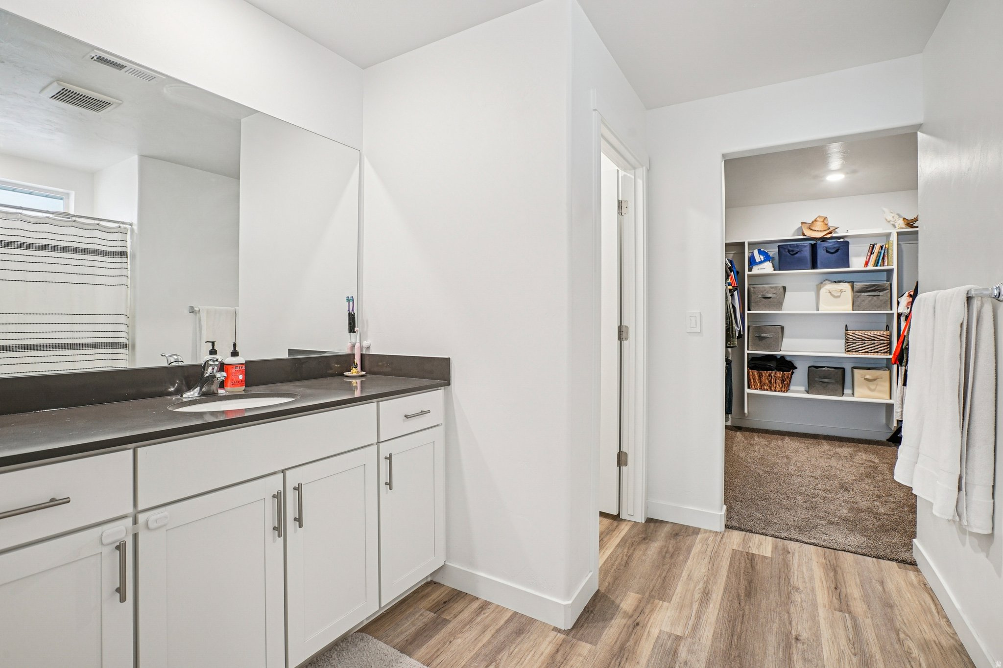 LITTLE VALLEY - Residential