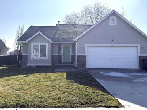Tiny photo for 3971 W 975 S, Syracuse, UT 84075 (MLS # 2132608)